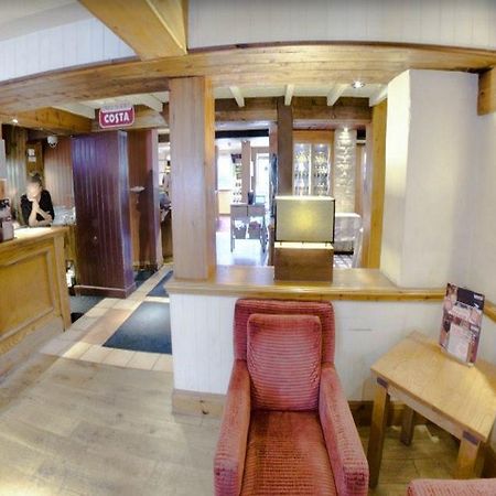 Premier Inn Portsmouth Horndean Exterior foto